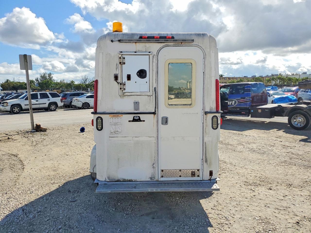 2008 Pelsue Fiber Optic Splicing Trailer