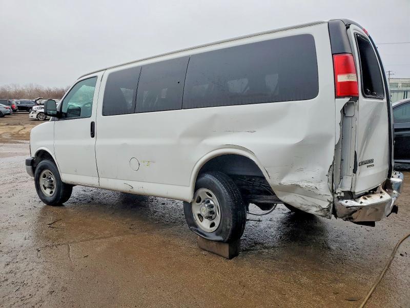 2013 Chevrolet Express G3500 lt