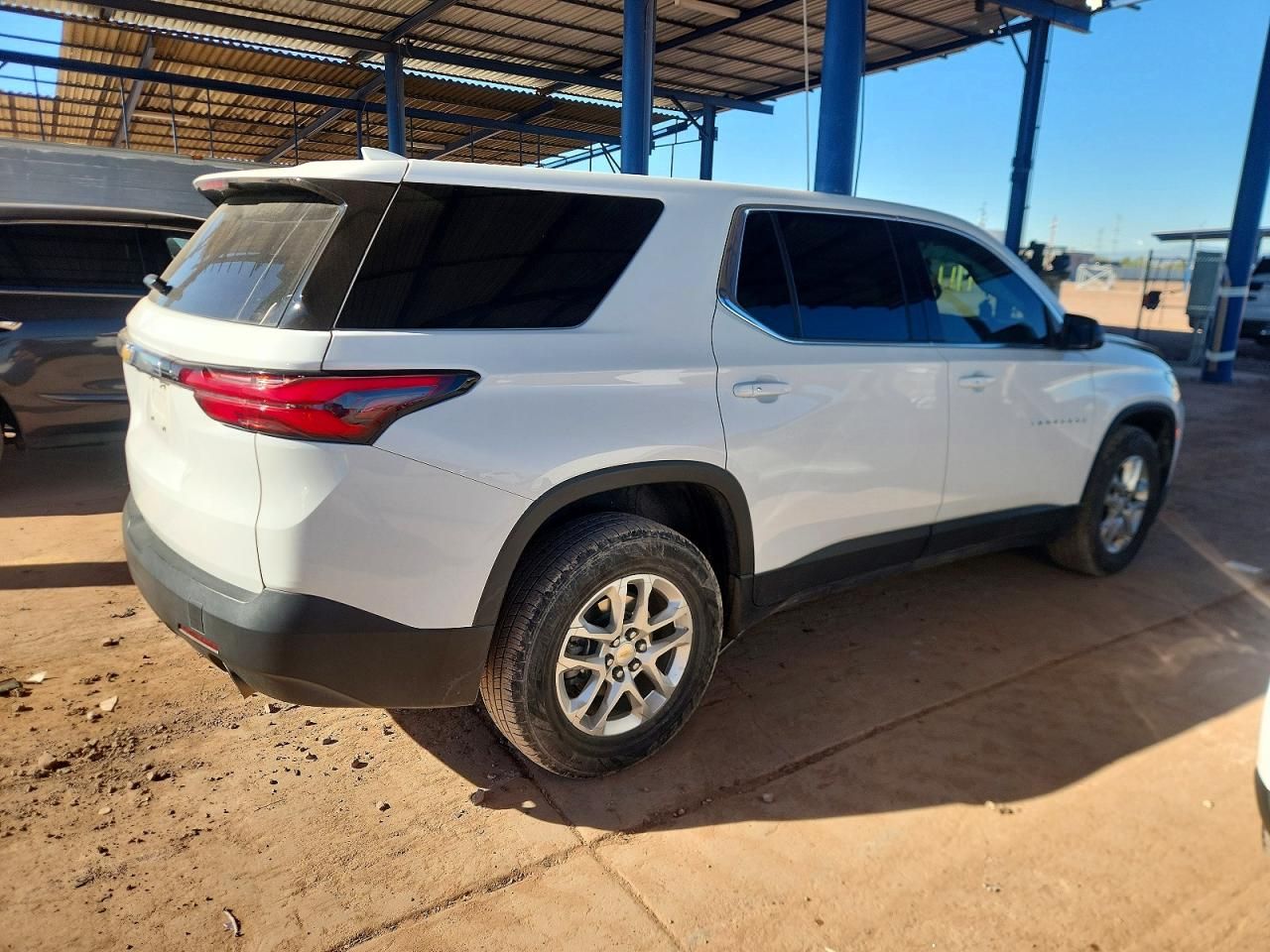 2022 Chevrolet Traverse ls