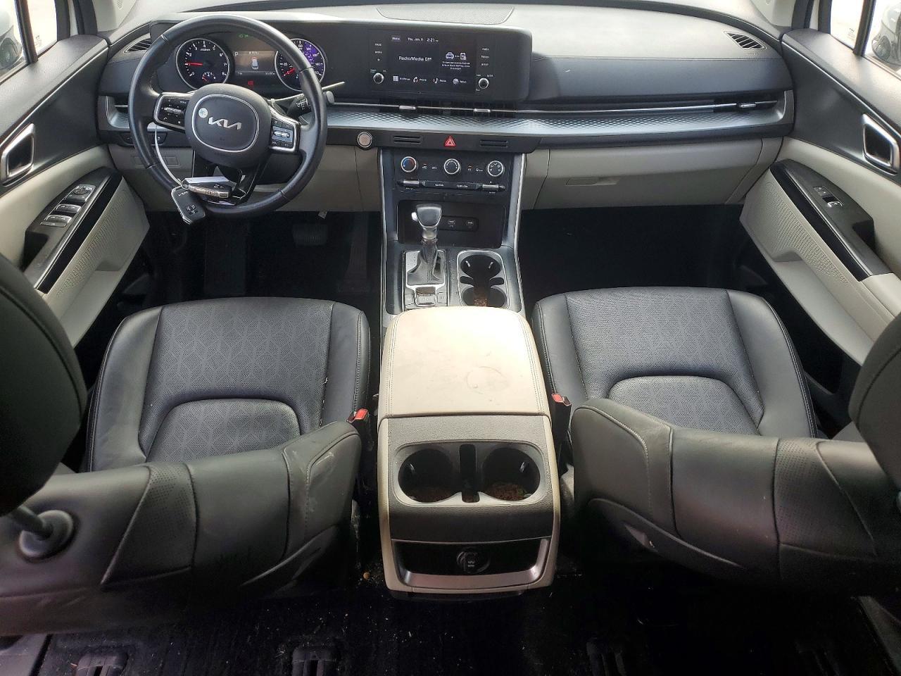 2023 KIA Carnival lx