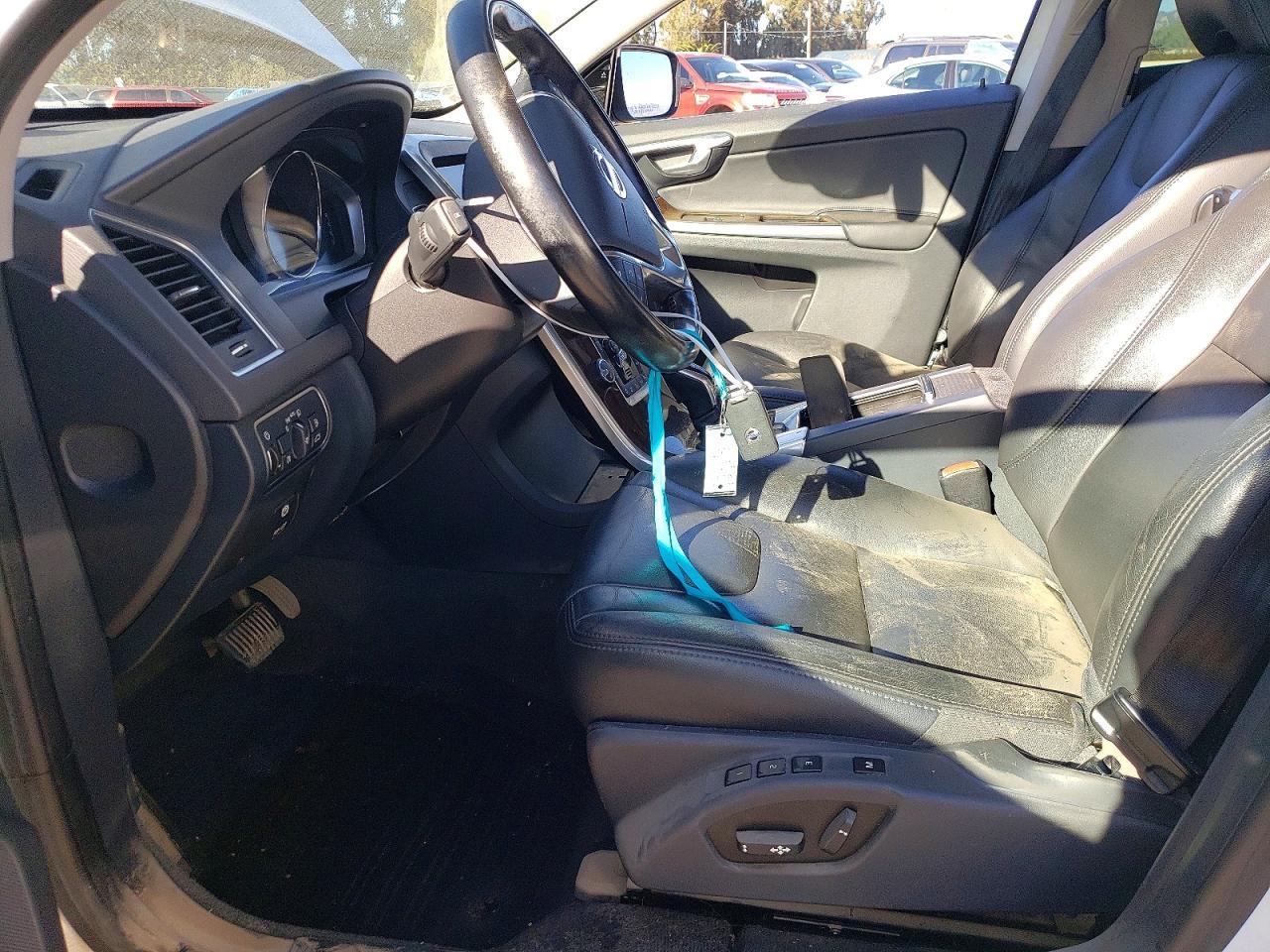 2015 Volvo Xc60 T5 Platinum