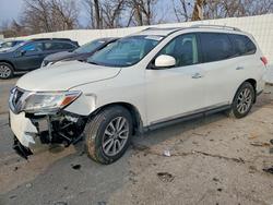 Salvage cars for sale from Copart Bridgeton, MO: 2016 Nissan Pathfinder s