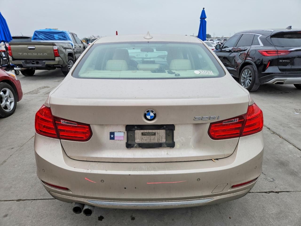 2015 BMW 328 i