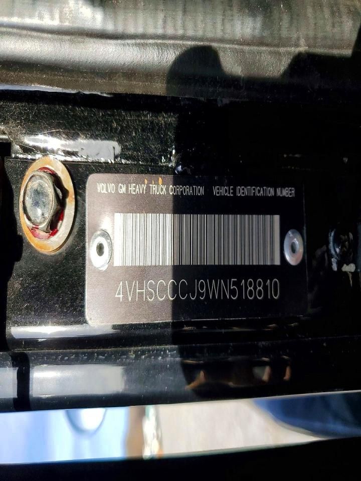 1998 Volvo ACL Dump Truck