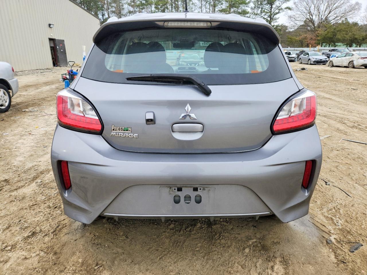 2021 Mitsubishi Mirage es