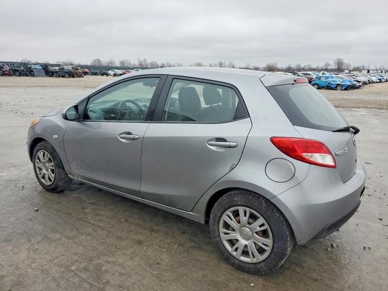 2014 Mazda 2 Sport