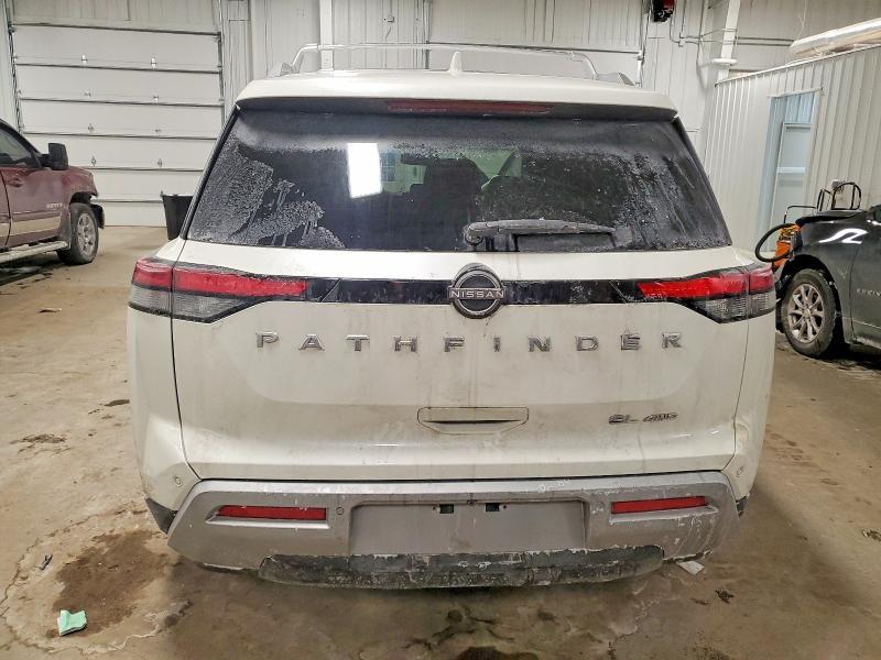 2022 Nissan Pathfinder sl