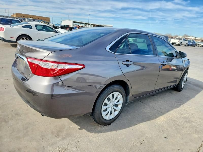 2017 Toyota Camry le