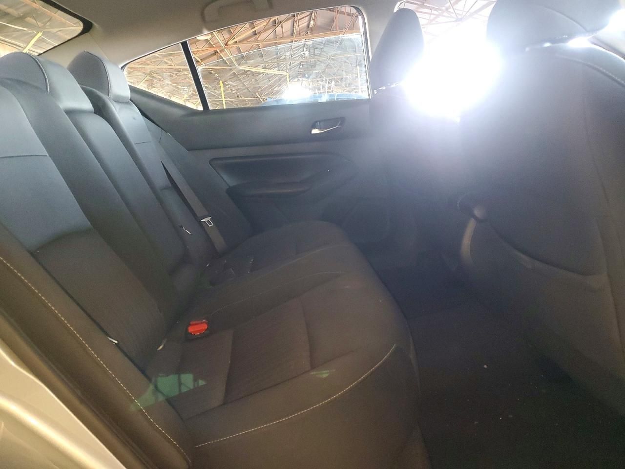 2021 Nissan Altima sv