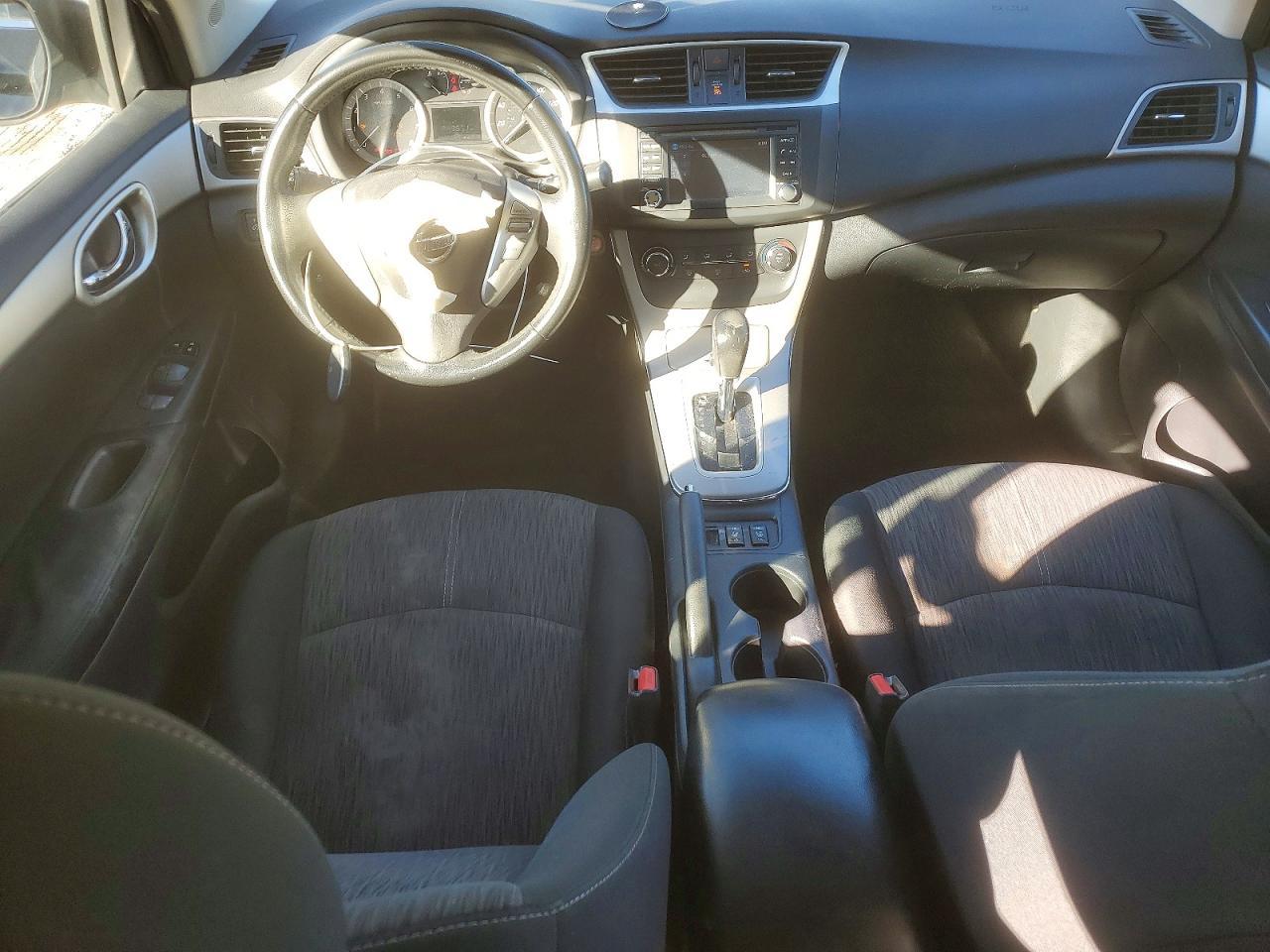2015 Niss Sentra s