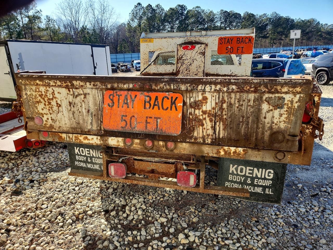 2001 Ford F350 Super Duty Dump Truck