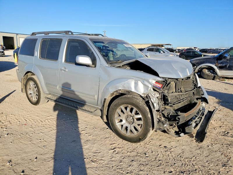 2011 Nissan Pathfinder s