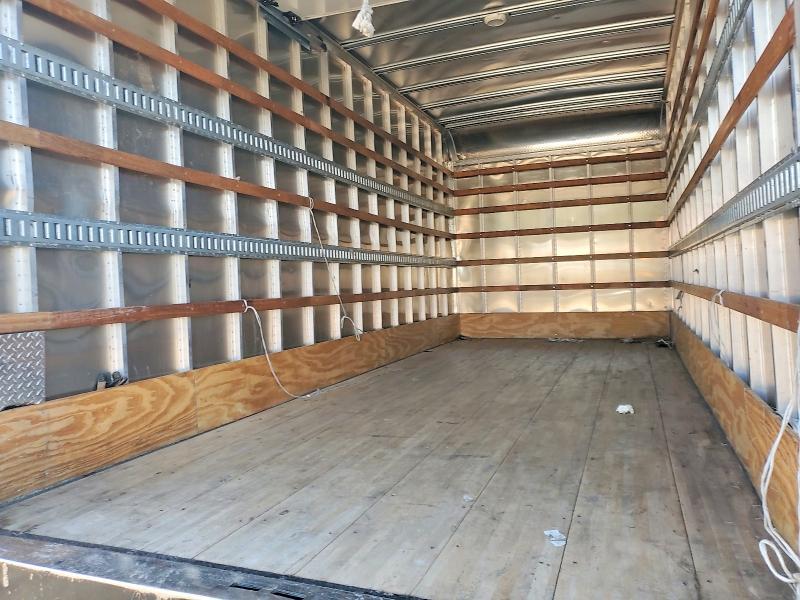 2022 Isuzu NPR HD BOX Truck