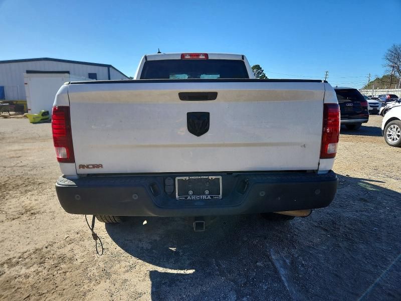 2021 Dodge Ram 1500 Classic slt