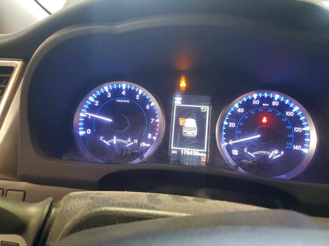 2018 Toyota Highlander le