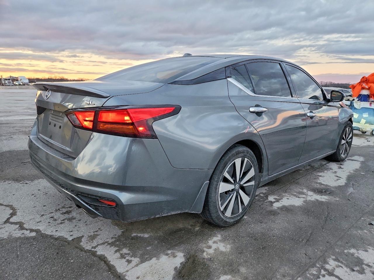 2019 Niss Altima 2.5 sl