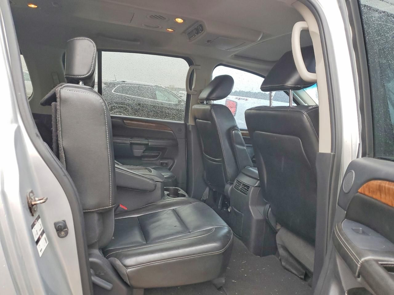 2011 Nissan Armada Platinum