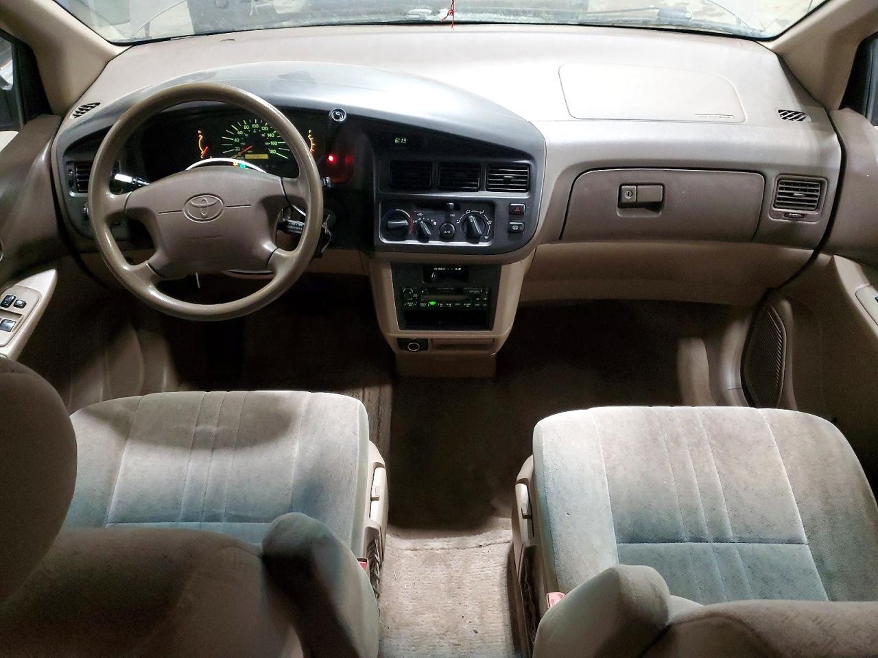 1998 Toyota Sienna ce