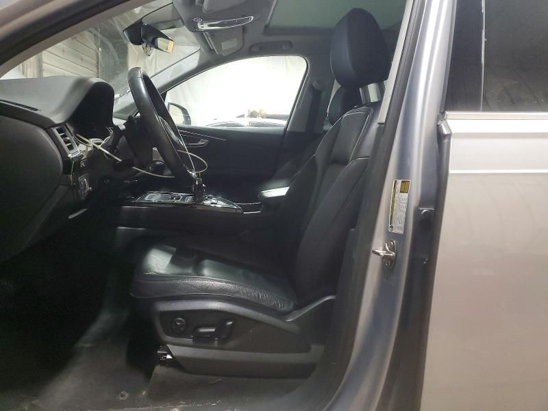 2017 Audi Q7 Premium Plus