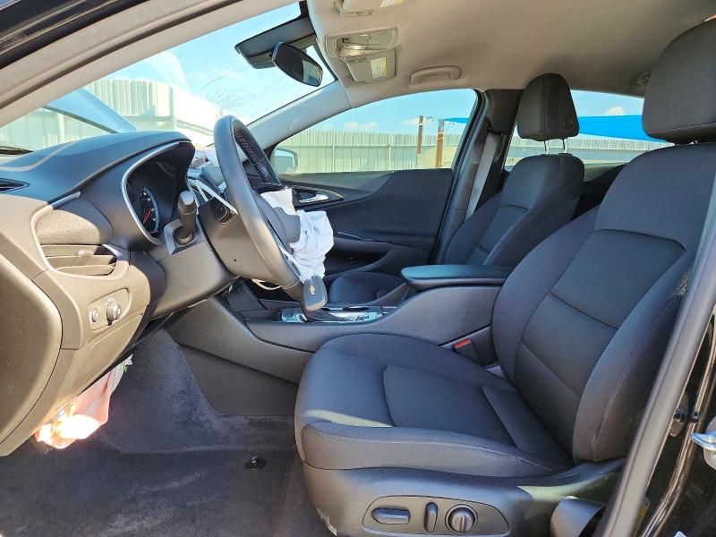 2025 Chevrolet Malibu rs