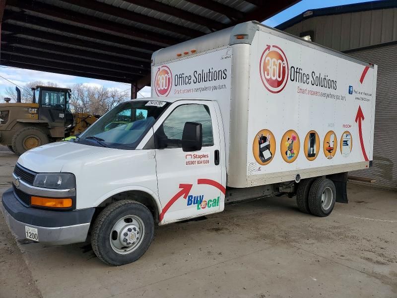 2015 Chevrolet Express BOX Truck