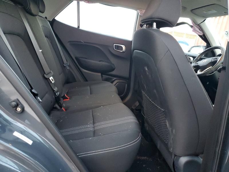 2025 Hyundai Venue sel