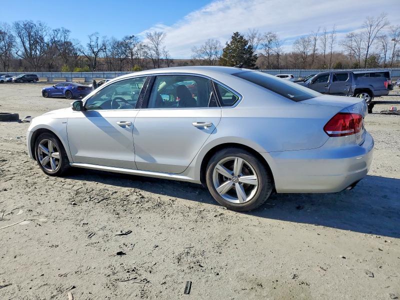 2015 Volkswagen Passat s