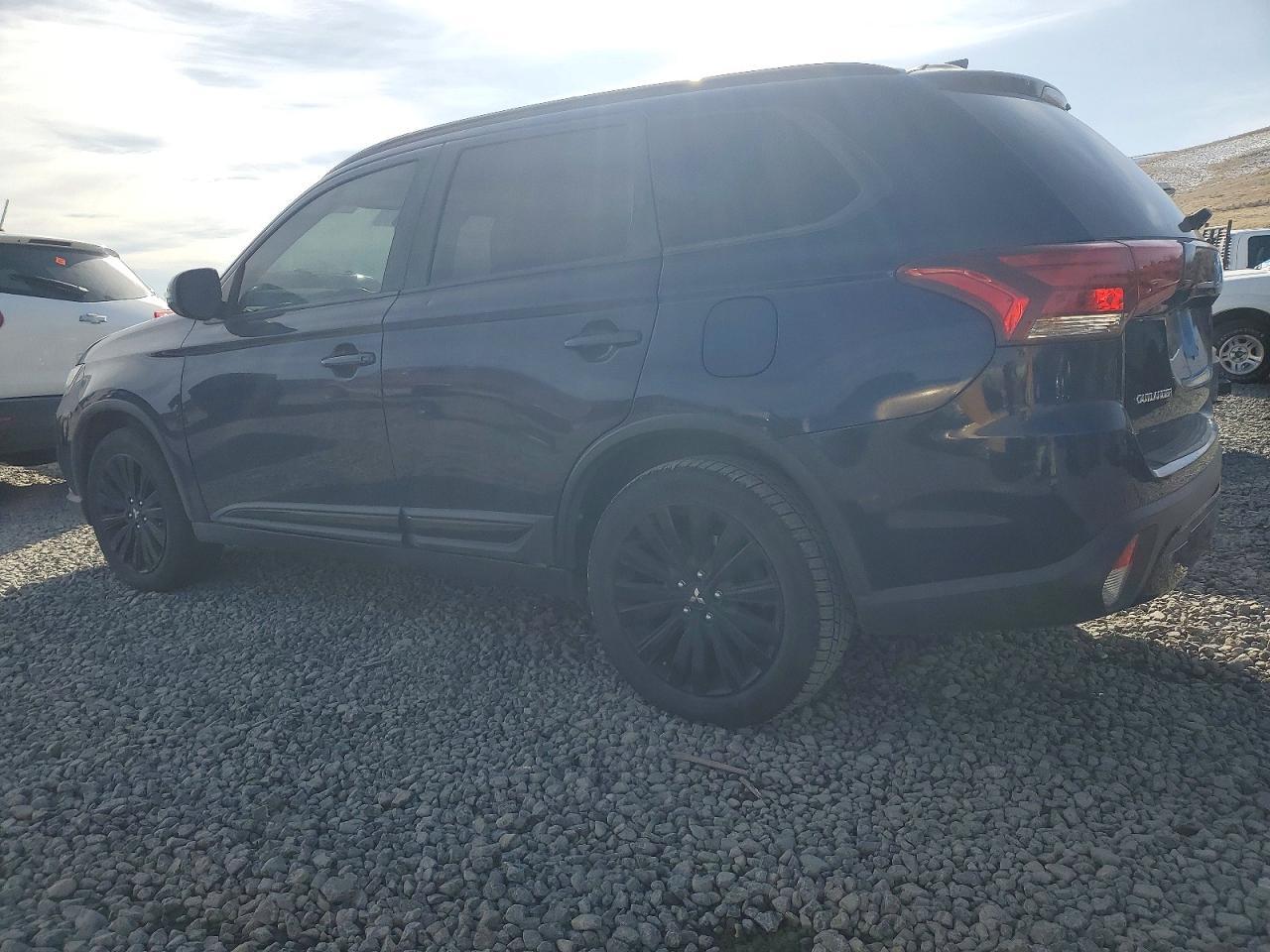 2020 Mitsubishi Outlander se