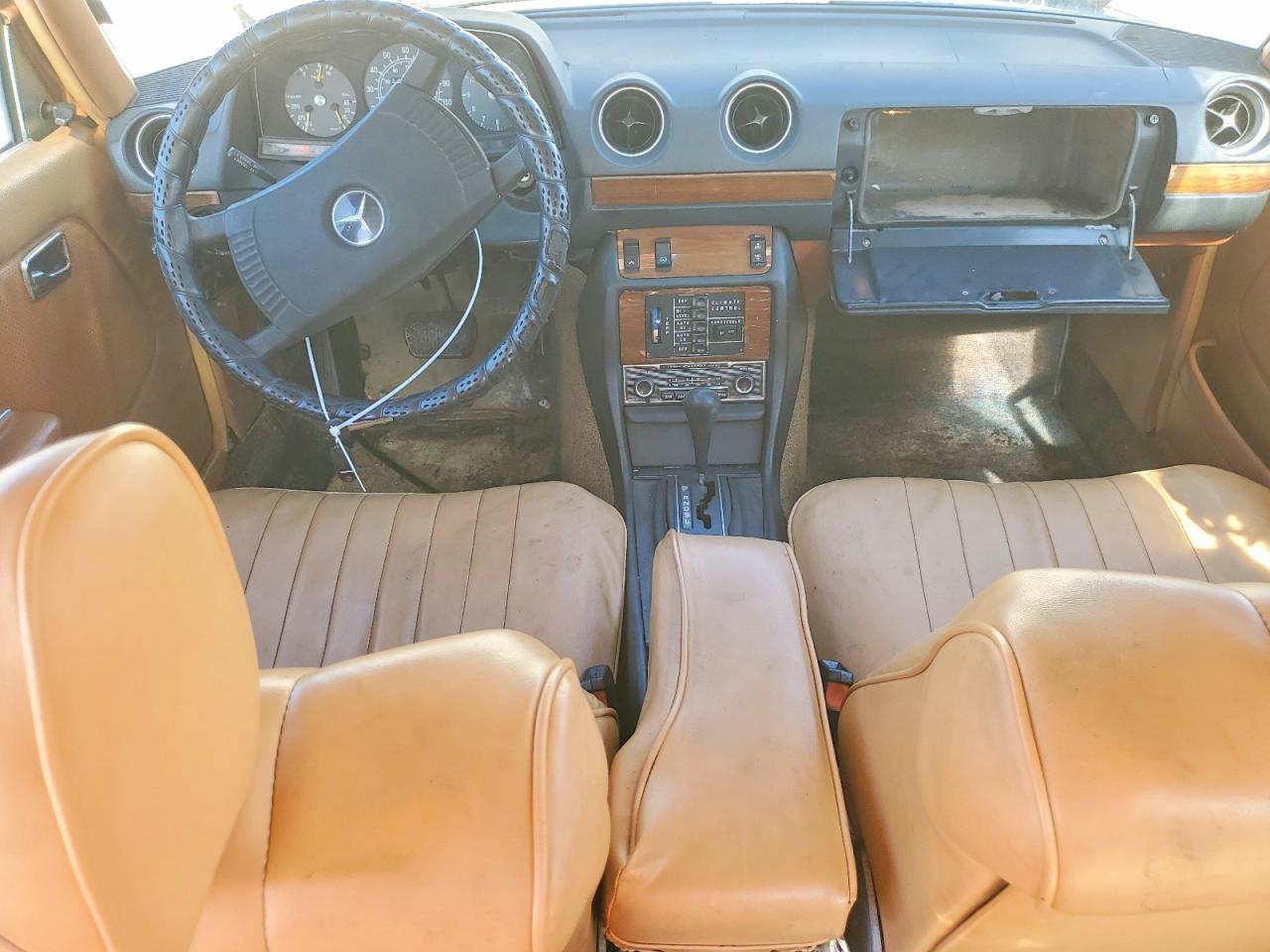 1977 Mercedes-Benz 1977 Mercedes Benz 300-class