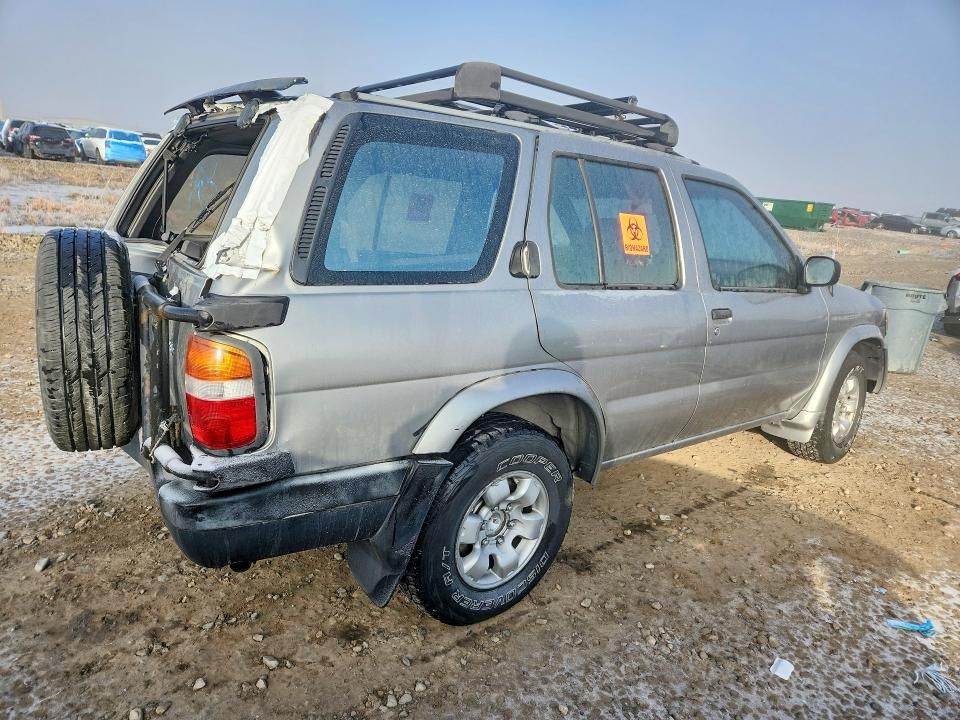 1999 Nissan Pathfinder