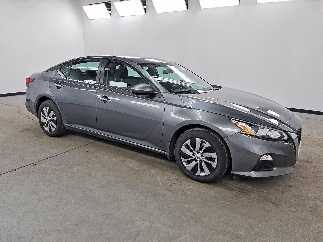 2020 Nissan Altima s