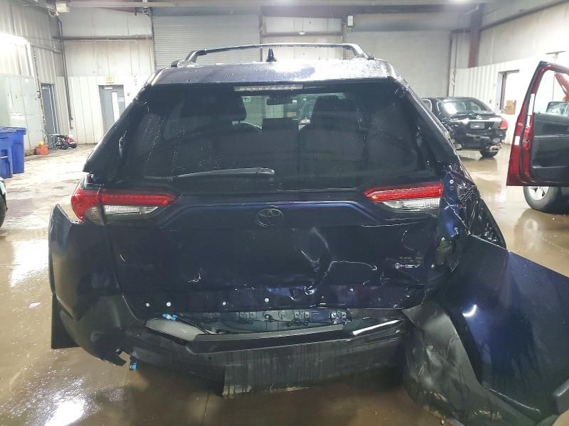 2025 Toyota Rav4 xle Premium