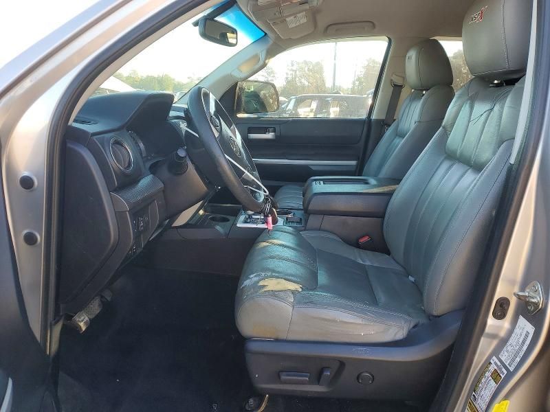 2016 Toyota Tundra Double cab sr