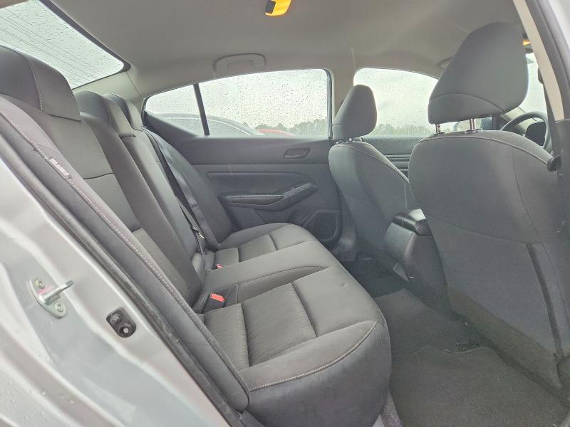 2024 Nissan Altima s