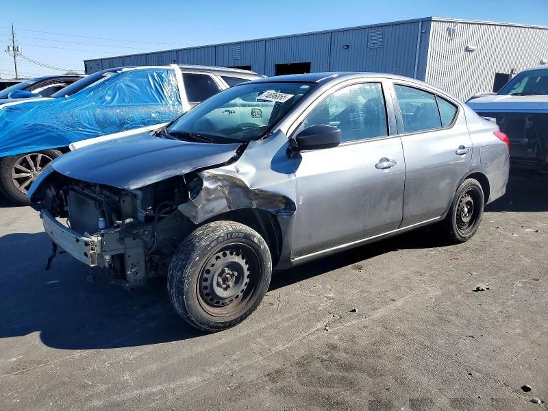 2019 Nissan Versa s