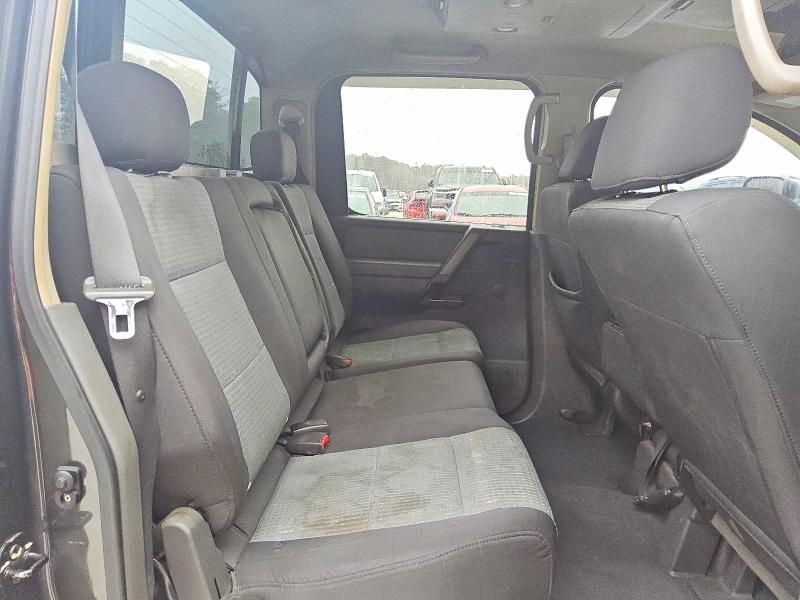 2006 Nissan Titan xe