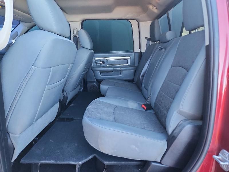 2015 Dodge Ram 3500 big Horn Crew c