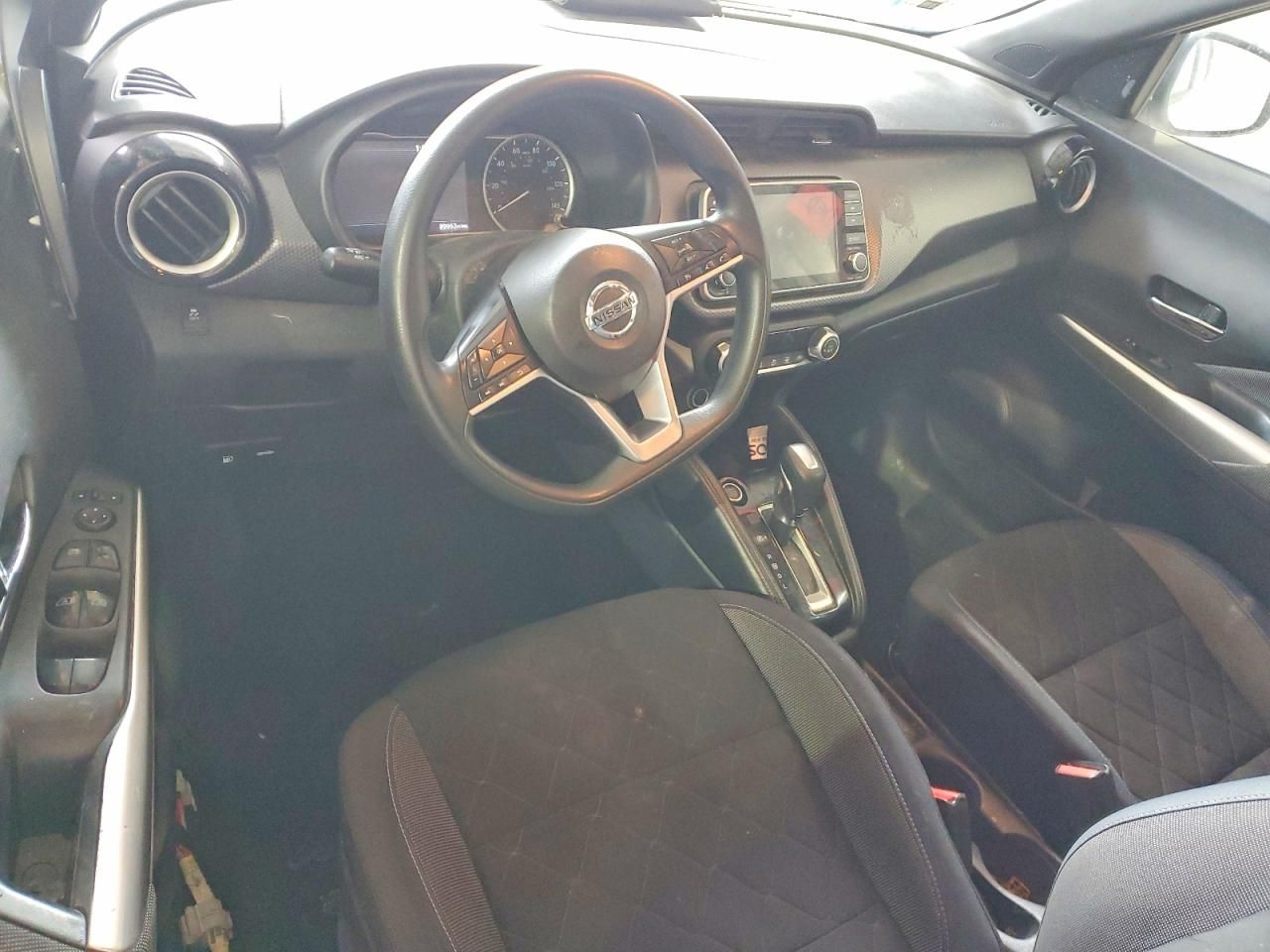 2018 Nissan Kicks sv