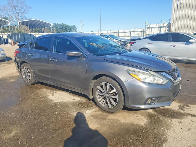 2017 Nissan Altima sv