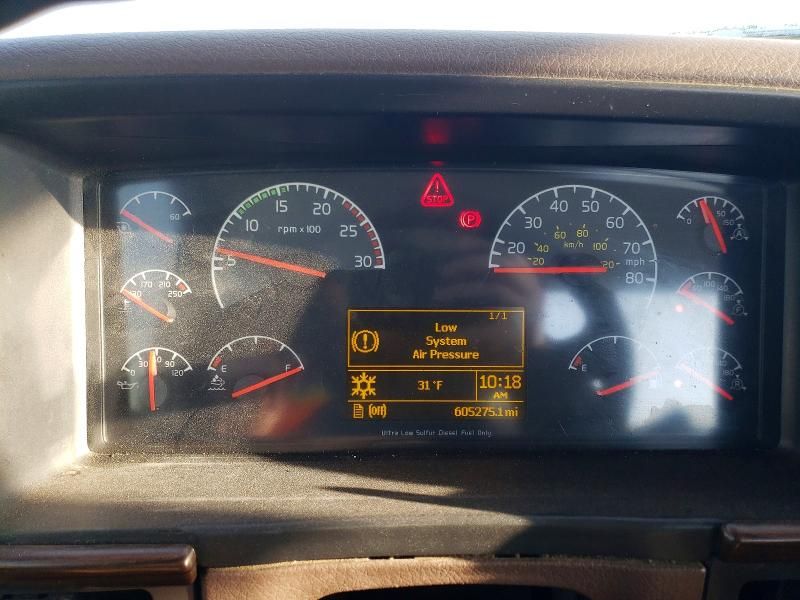 2016 Volvo VNL Semi Truck