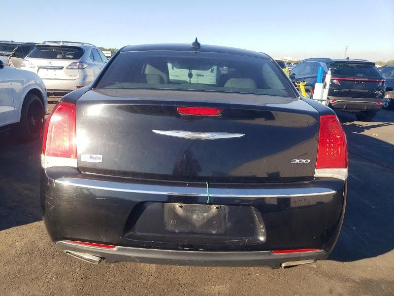 2015 Chrysler 300 Limited