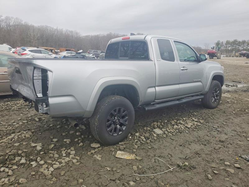 2023 Toyota Tacoma Access cab