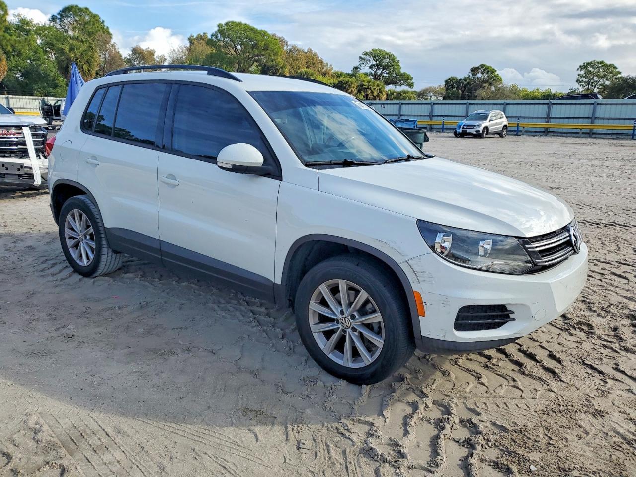 2017 Volkswagen Tiguan s