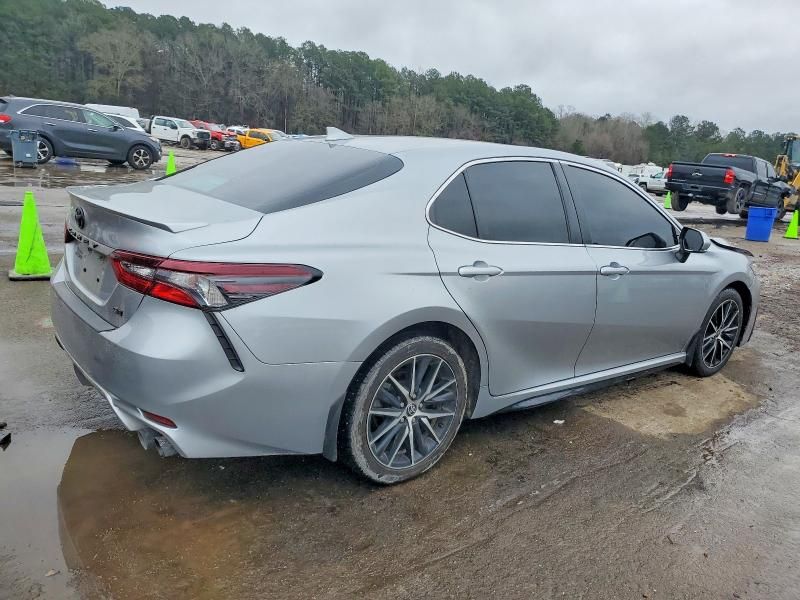 2022 Toyota Camry se