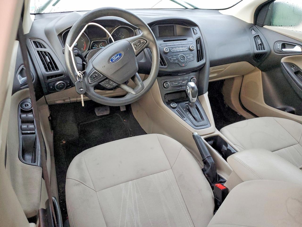2015 Ford Focus se