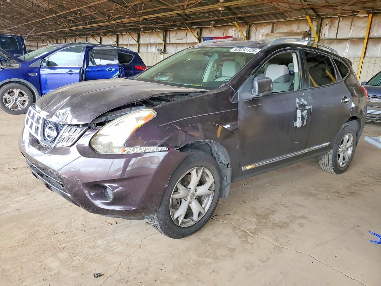 2011 Niss Rogue