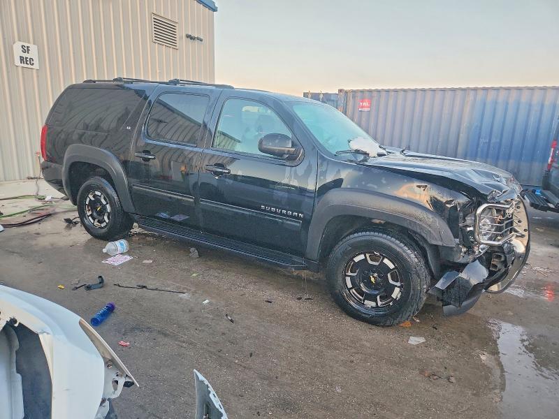2014 Chevrolet Suburban K1500 lt