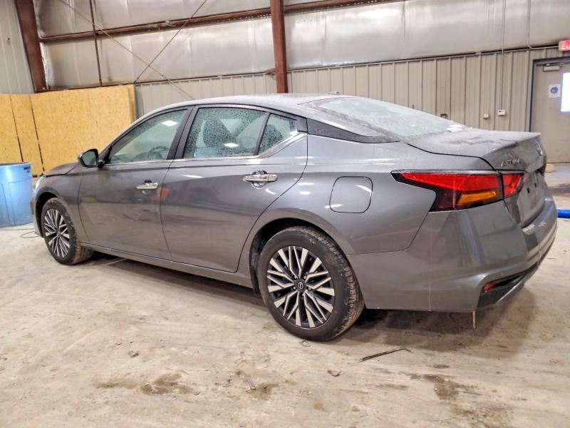 2023 Nissan Altima sv