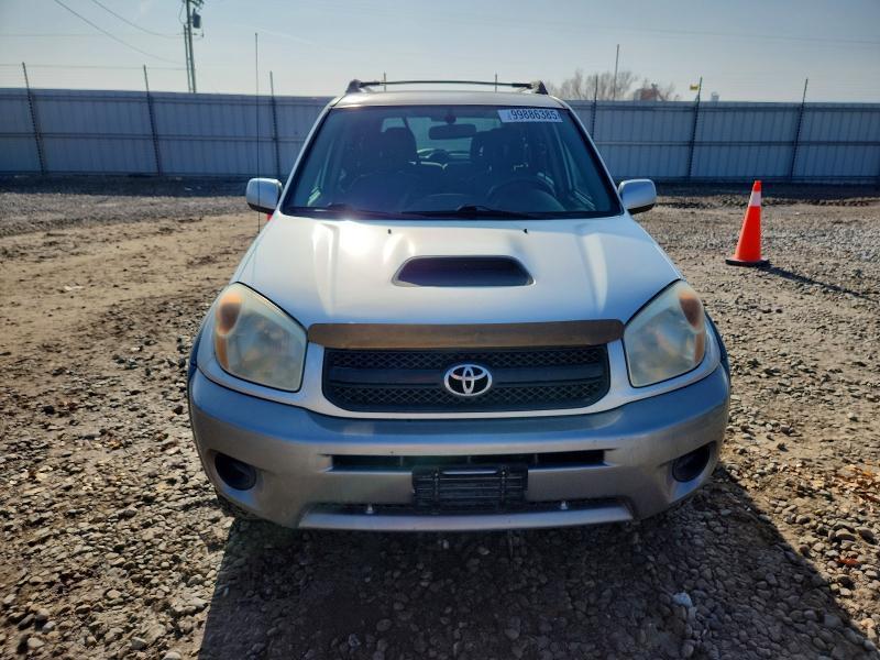 2004 Toyota Rav4 Base