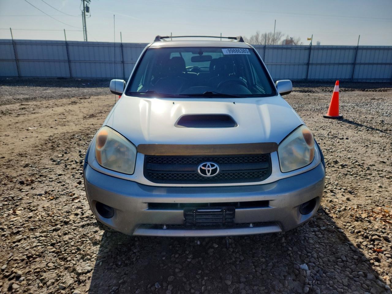 2004 Toyota Rav4 Base
